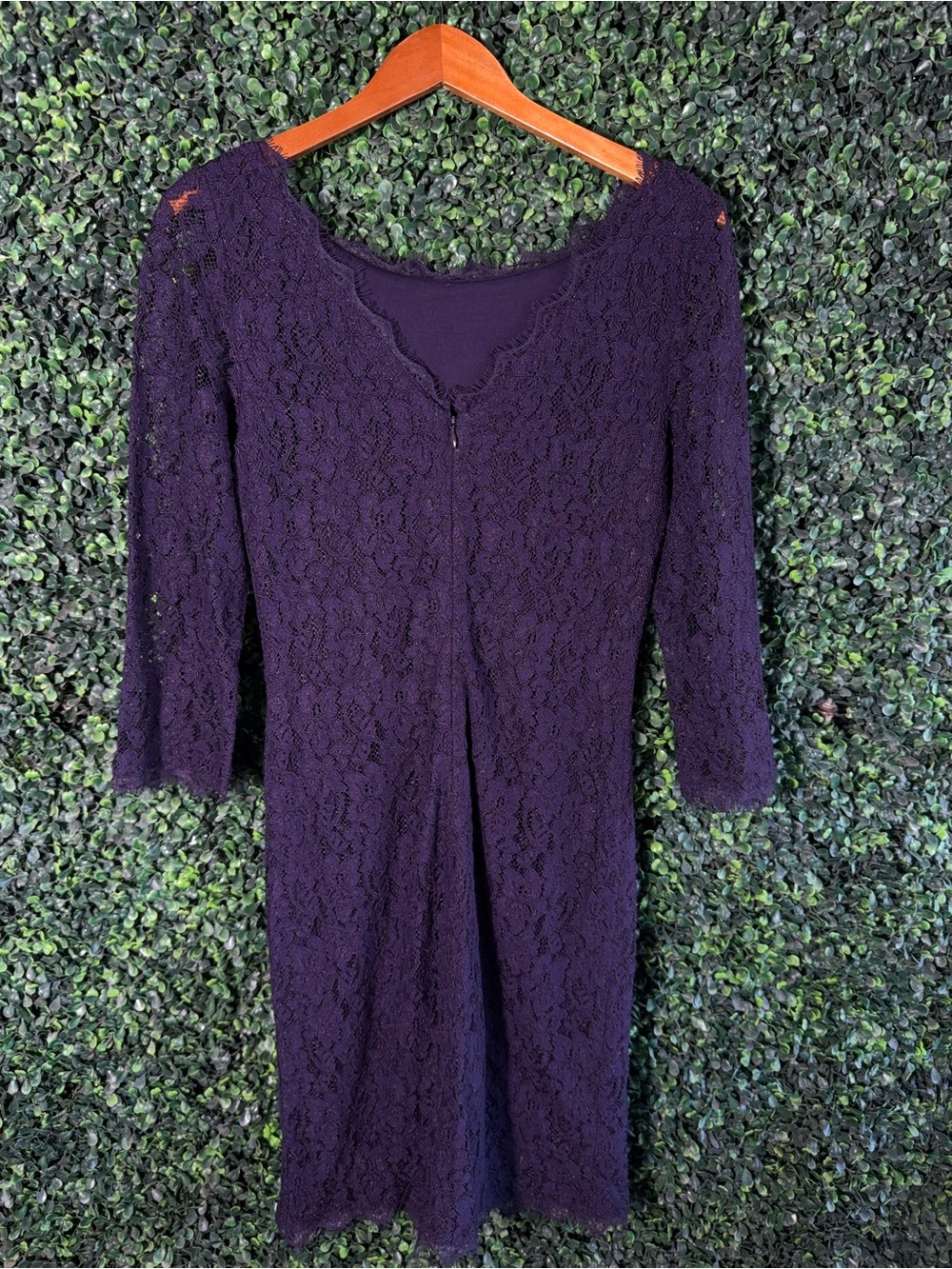 Babaton Rafael‎ Lace Sheath Dress Purple 3/4 Sleeve Mini Dress Size 8 - Picture 3 of 6